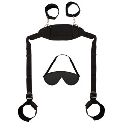 Bondage Set: Halsfesseln, Handfesseln und Fussfesseln